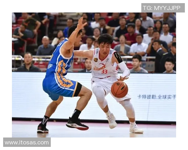 韩硕：从篮球场上的新星到职业生涯的辉煌转折点