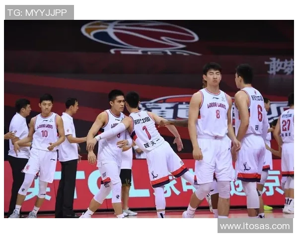 时代广州与上海久事的精彩对决展现篮球魅力与城市精神的碰撞